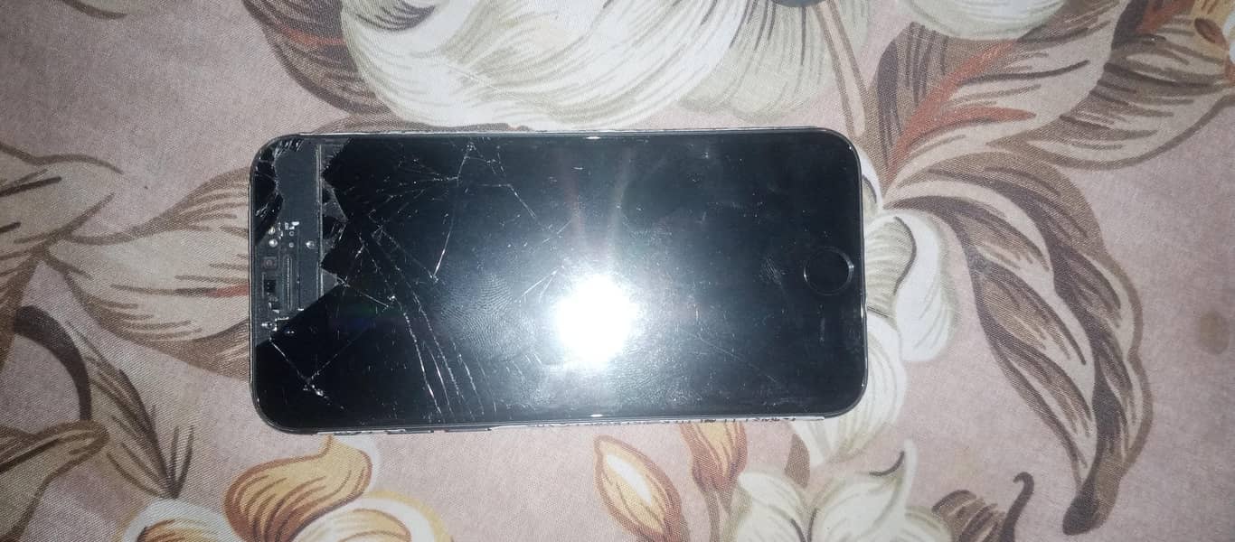 Apple iPhone 7 1