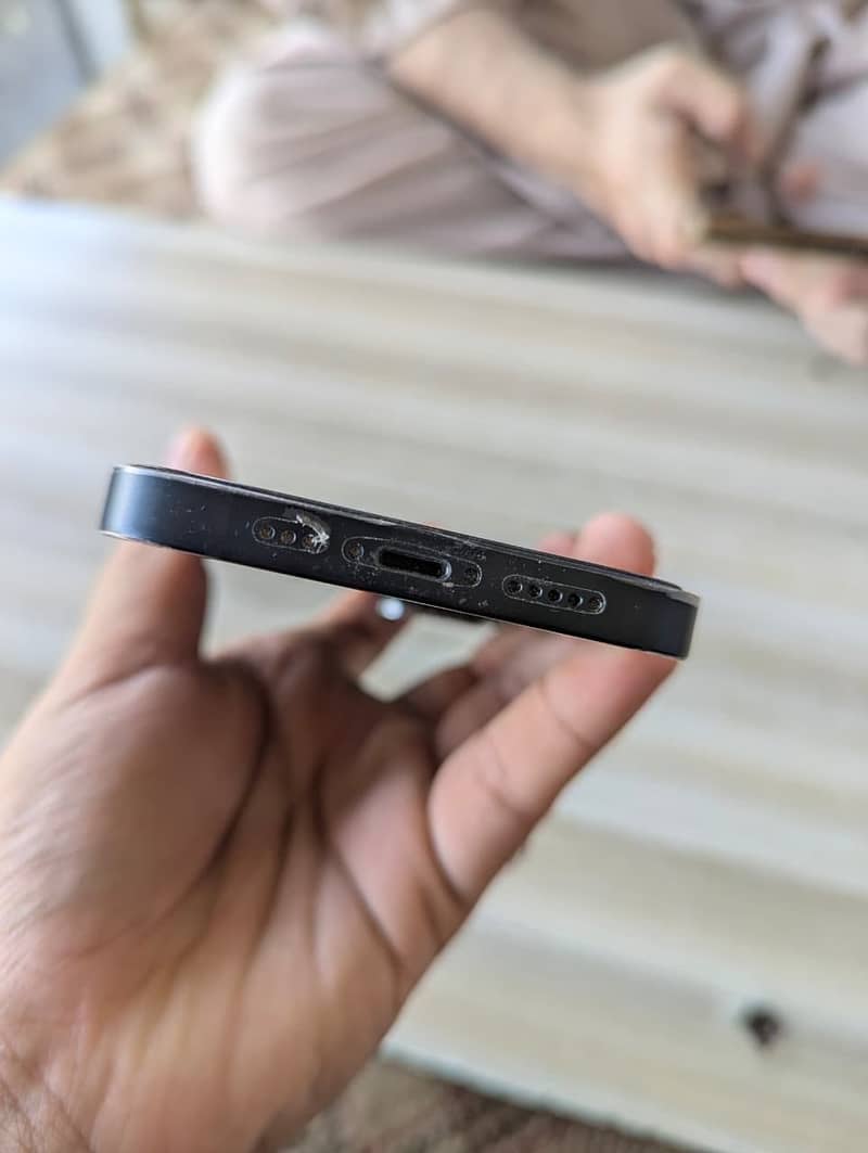 Apple iPhone 14 2