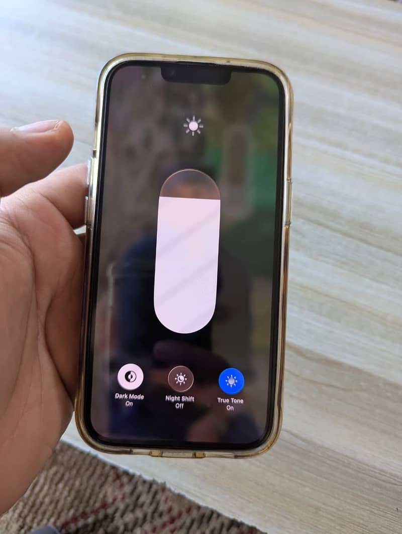 Apple iPhone 14 4