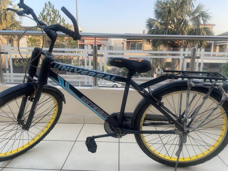 UNIVERSAL BICYCLE PERFECT CONDITION 0