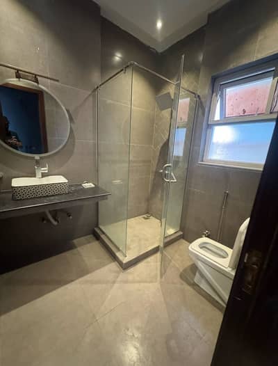 5 Marla Beautiful Lower Portion For Rent In Parkview City Lahore.