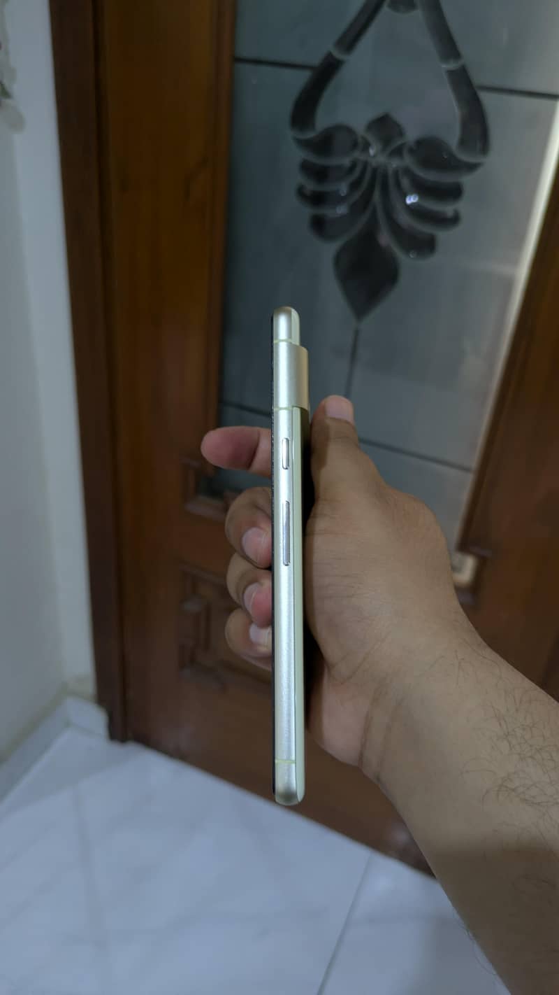 Google Pixel 7 3