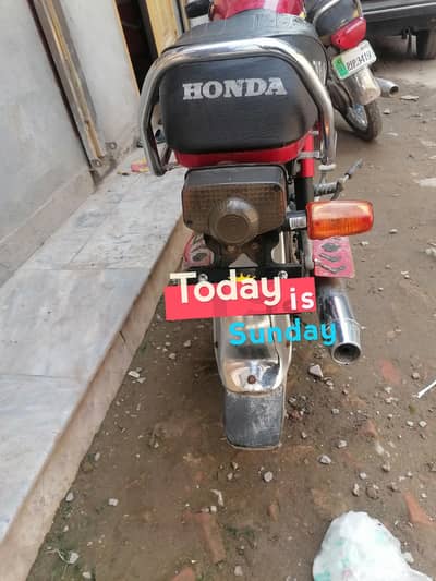 Honda 70t 20121 bike he all ok paper clear he 03105833926 demnd 110 he