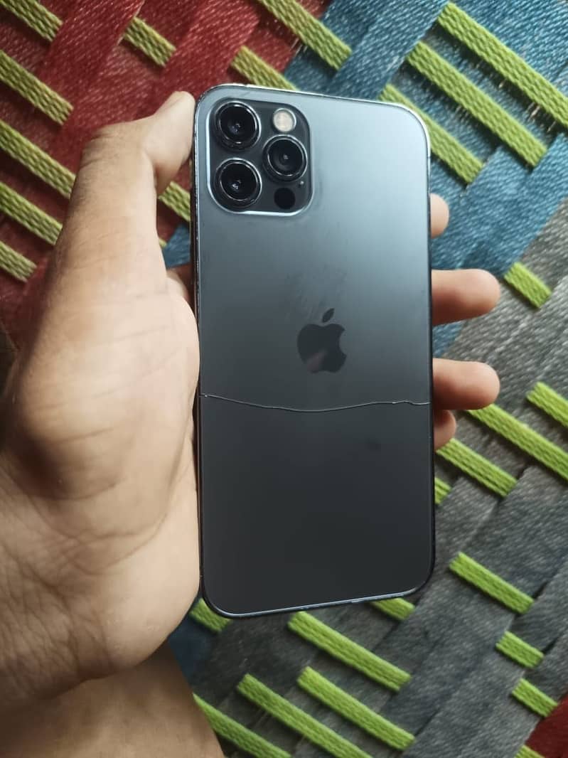 Apple iPhone 12 Pro 1