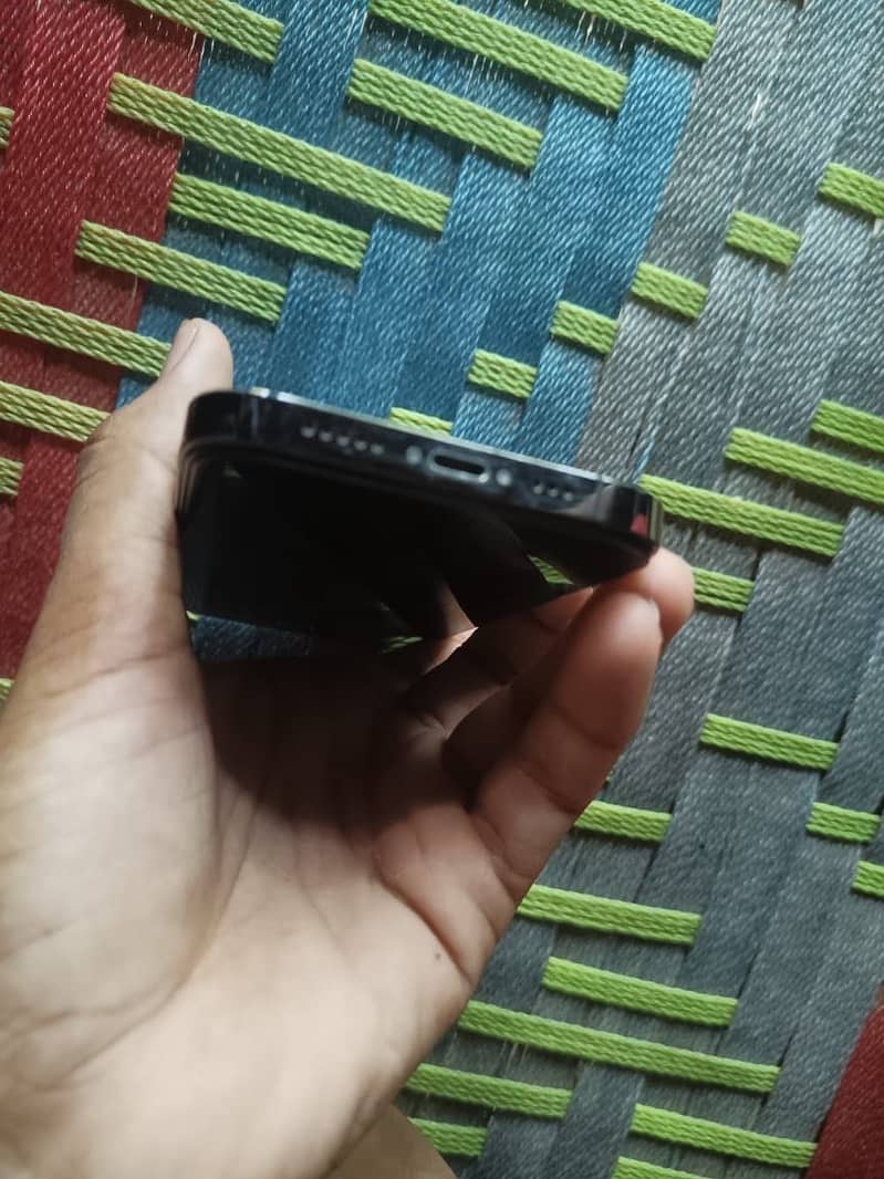 Apple iPhone 12 Pro 2