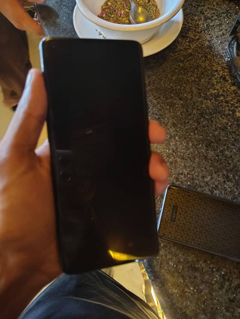 One Plus 9 Pro 4