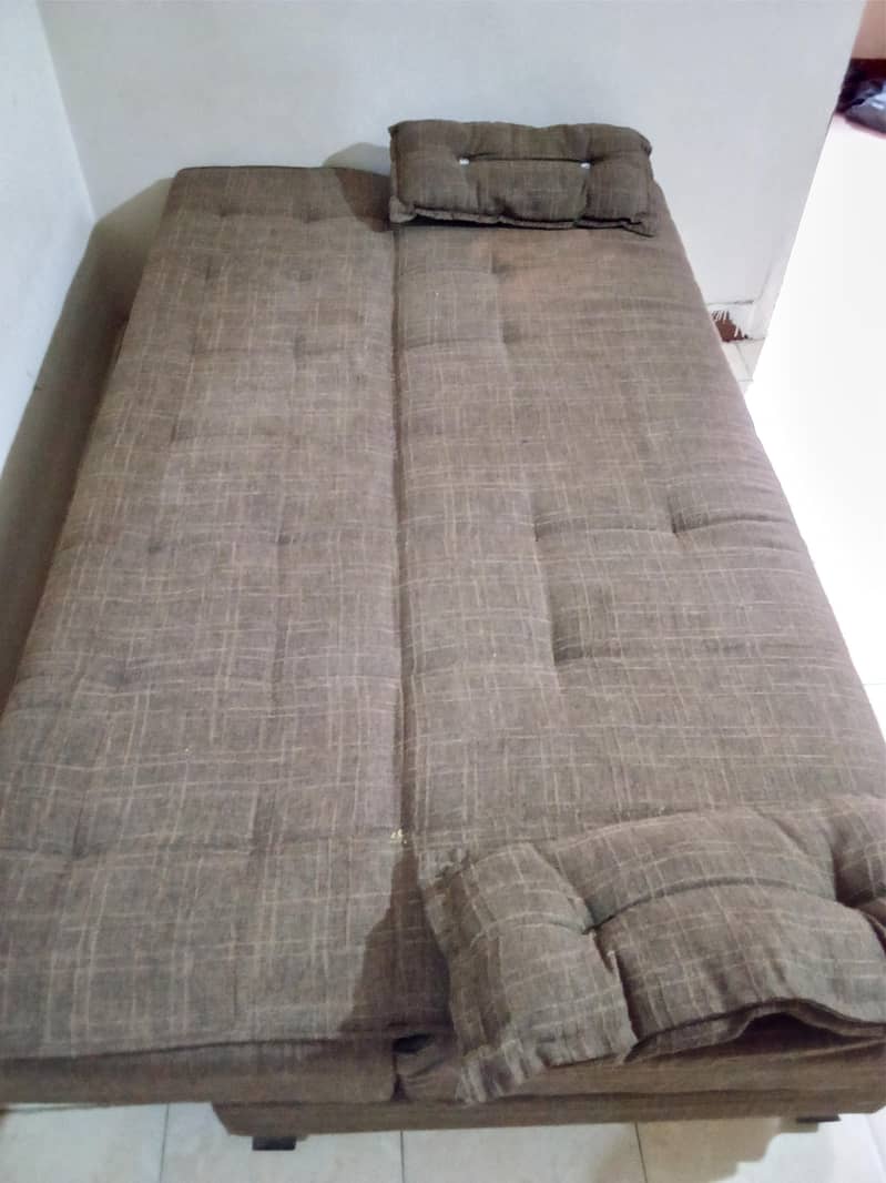 Sofa come bed 4