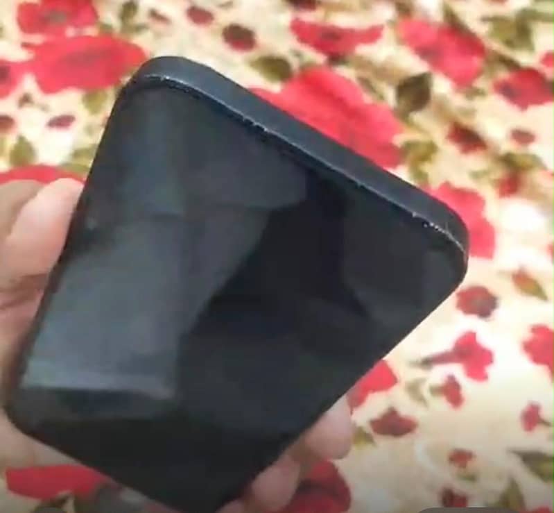 Apple iPhone 13 3