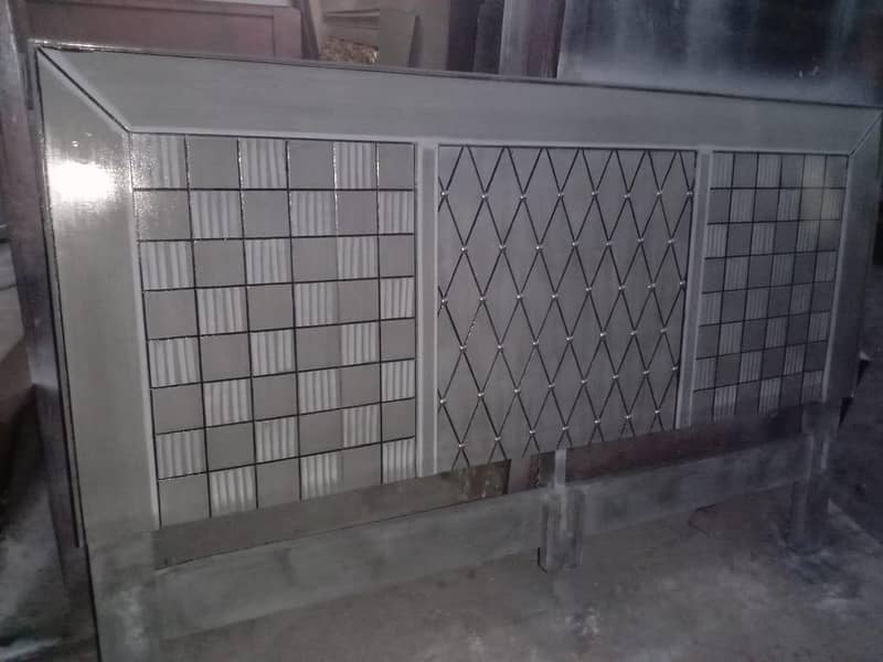 king size Double bed 7