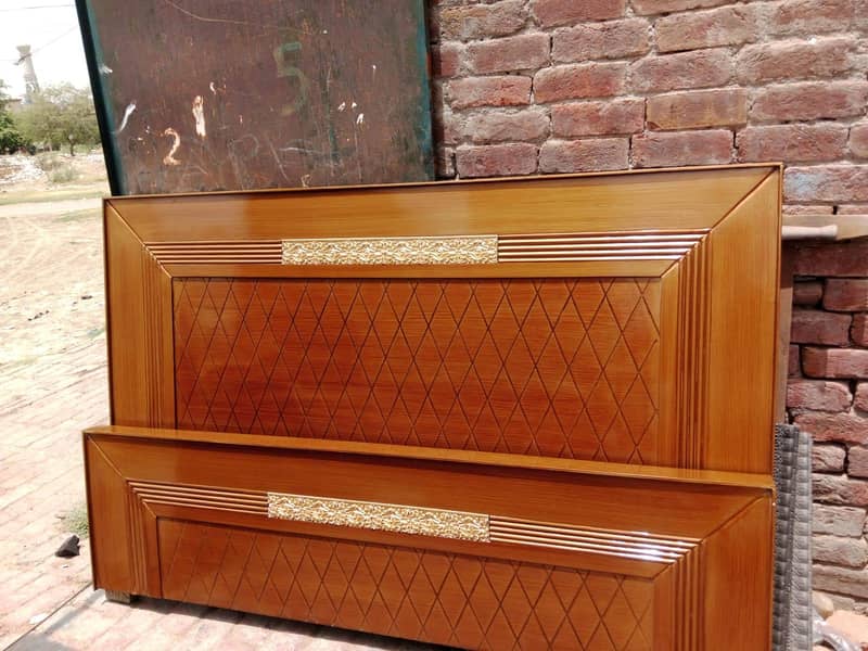 king size Double bed 11