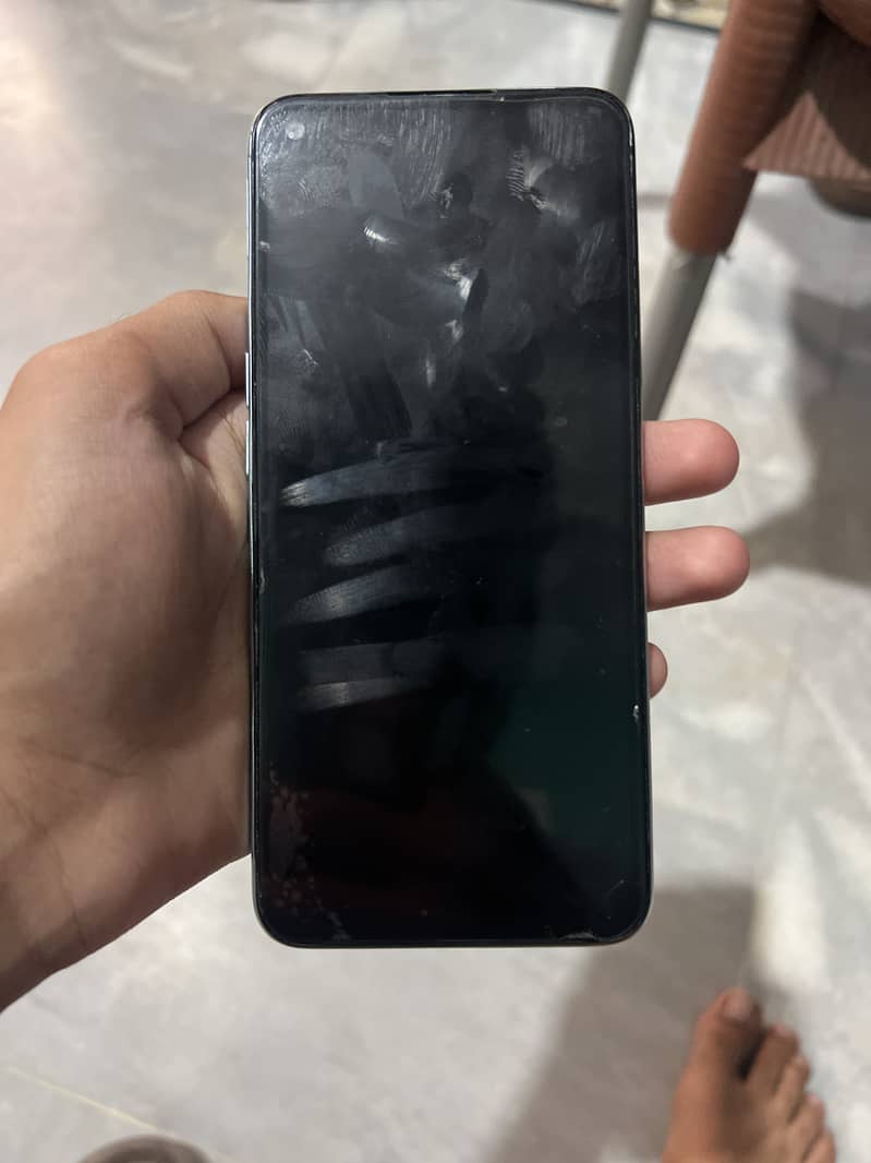 OPPO A76 0