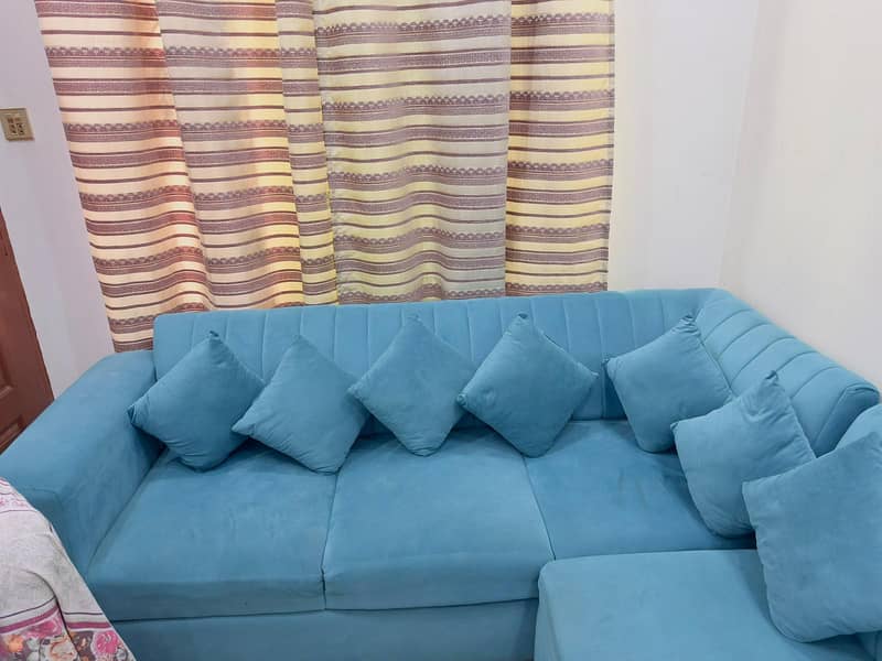 L shape sofa Good condition 4