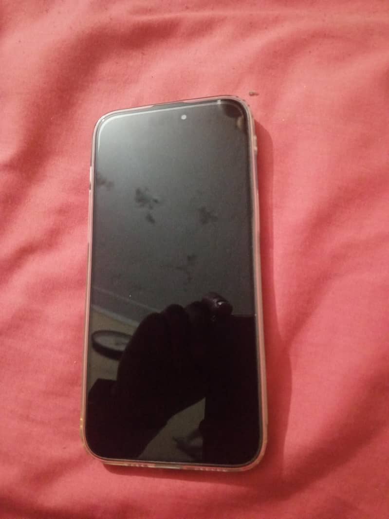 Apple iPhone 15 Pro Max 2