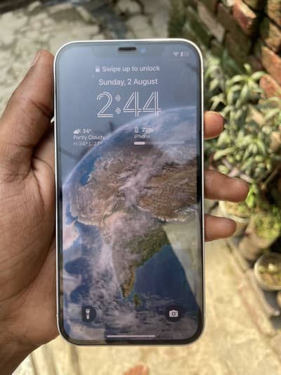 Apple iPhone 12