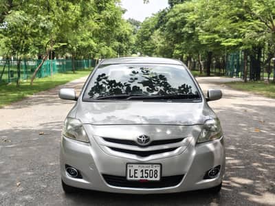 Toyota Belta 2006