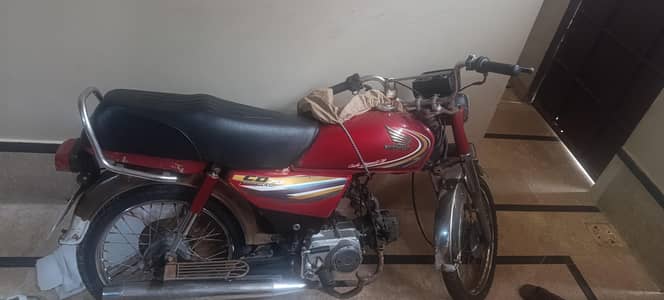 Honda Cd 70cc Red colour