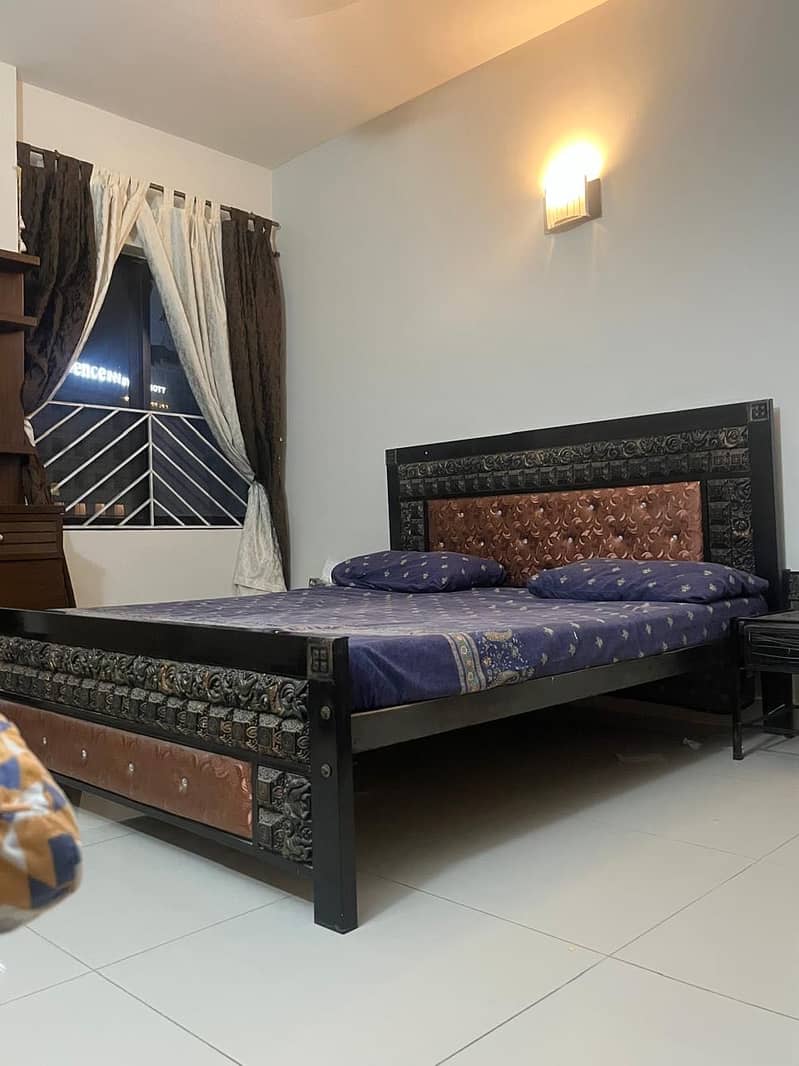 King Sized Bed 4