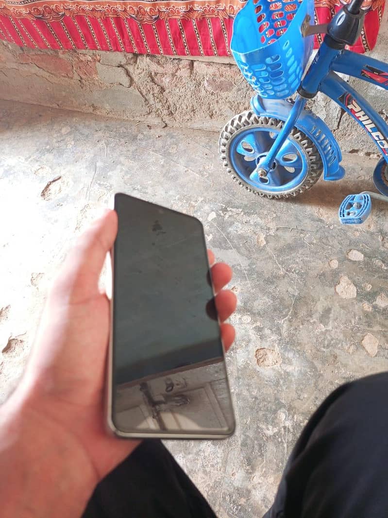 Vivo Y400 3