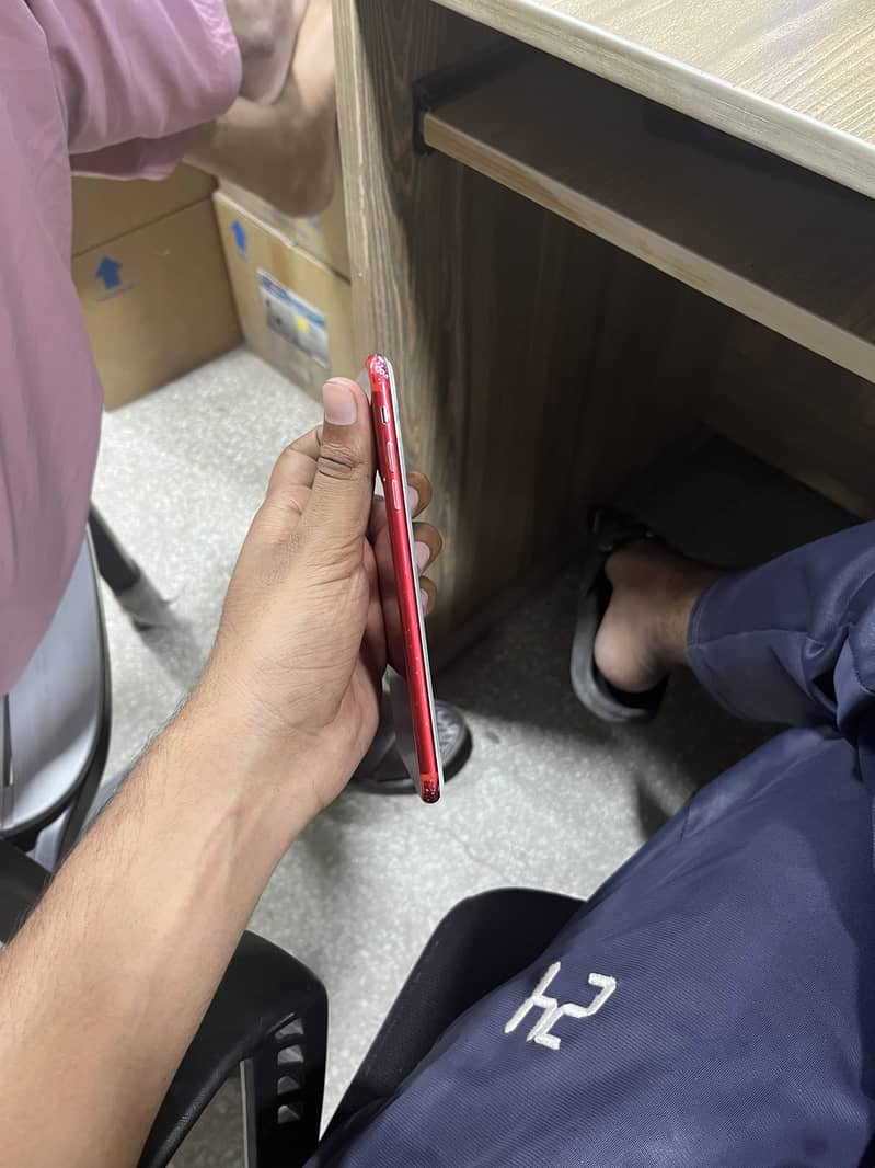 Apple iPhone 7 Plus 1