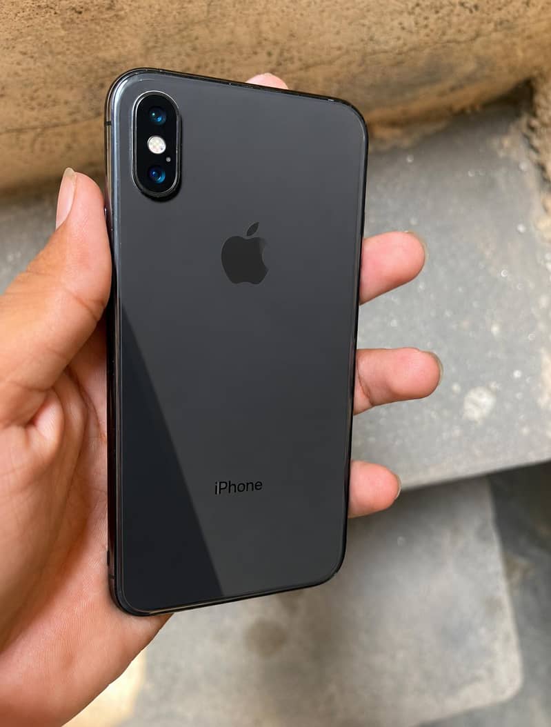 Apple iPhone X 3