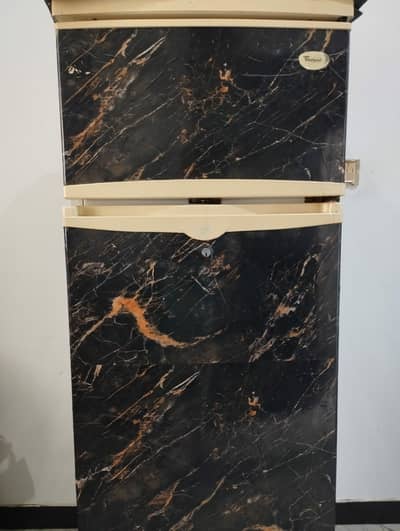 Whirl Pool refrigerator for sale