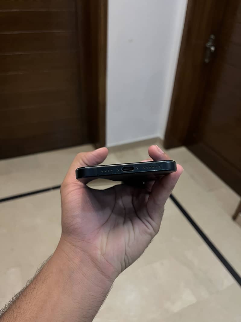 Apple iPhone 15 plus 5