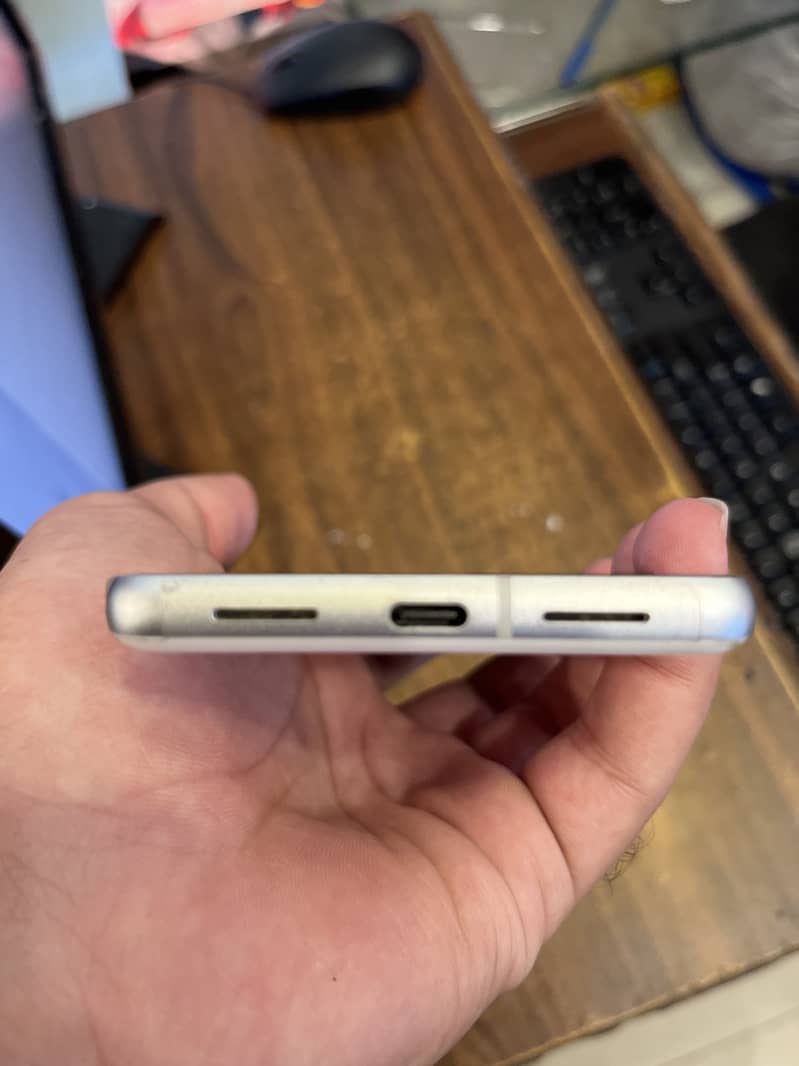 Google Pixel 7 5