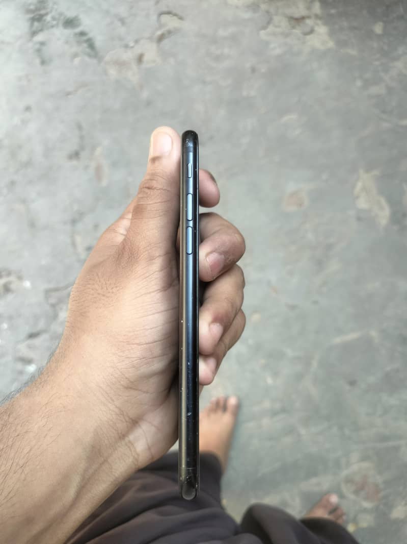 Apple iPhone 7 128Gb 3