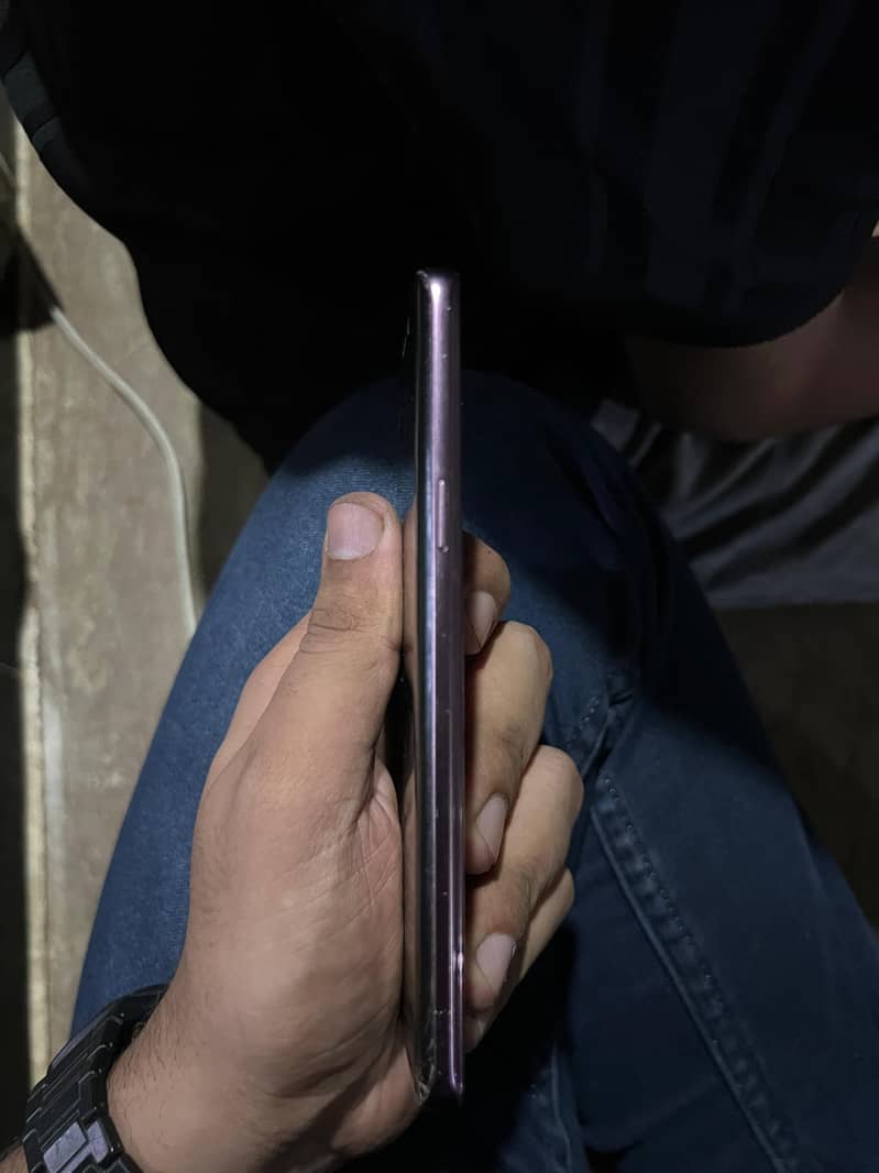 Samsung Mobile S9 3