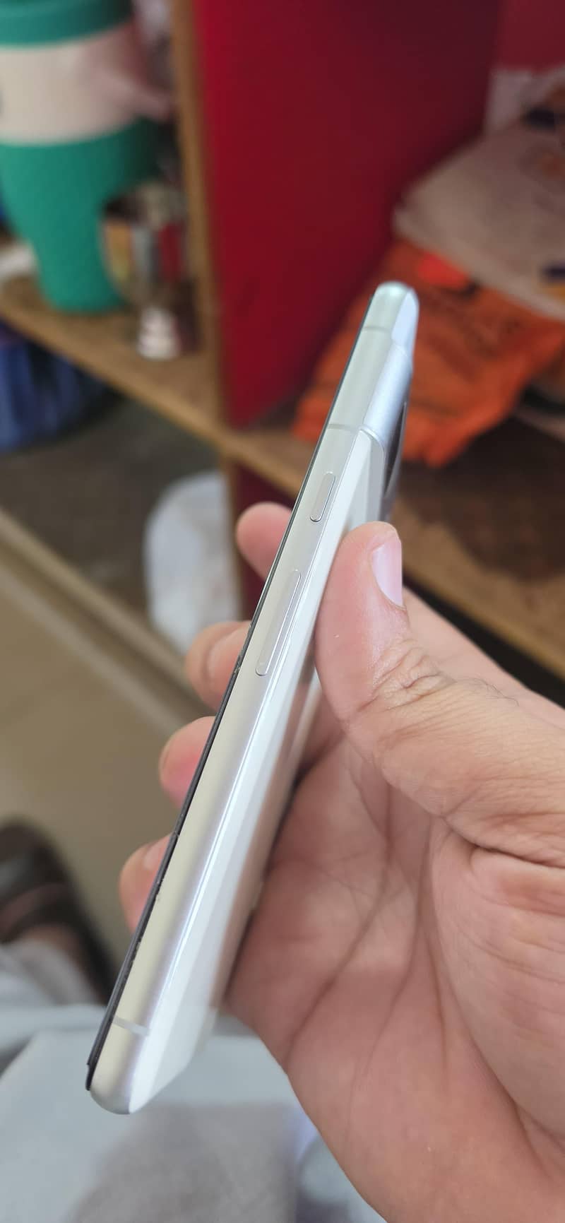 Google Pixel 7 4