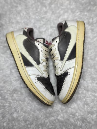 Nike Air Jordan 1 Low Travis Scott