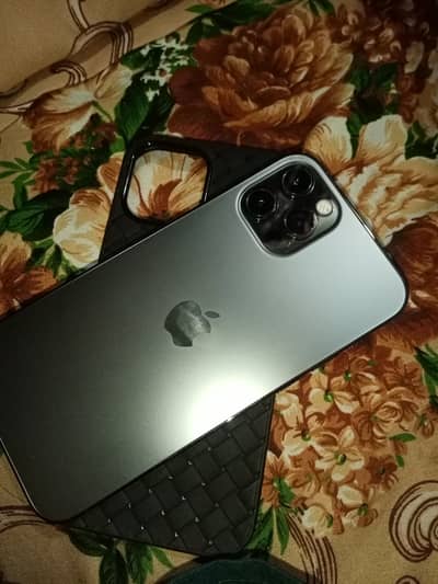 Apple iPhone 12 Pro
