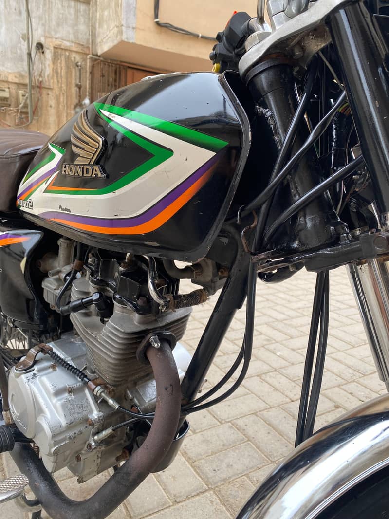 Honda CG125 2016 3