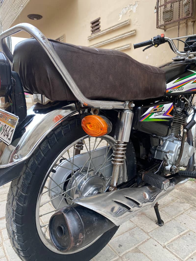 Honda CG125 2016 5