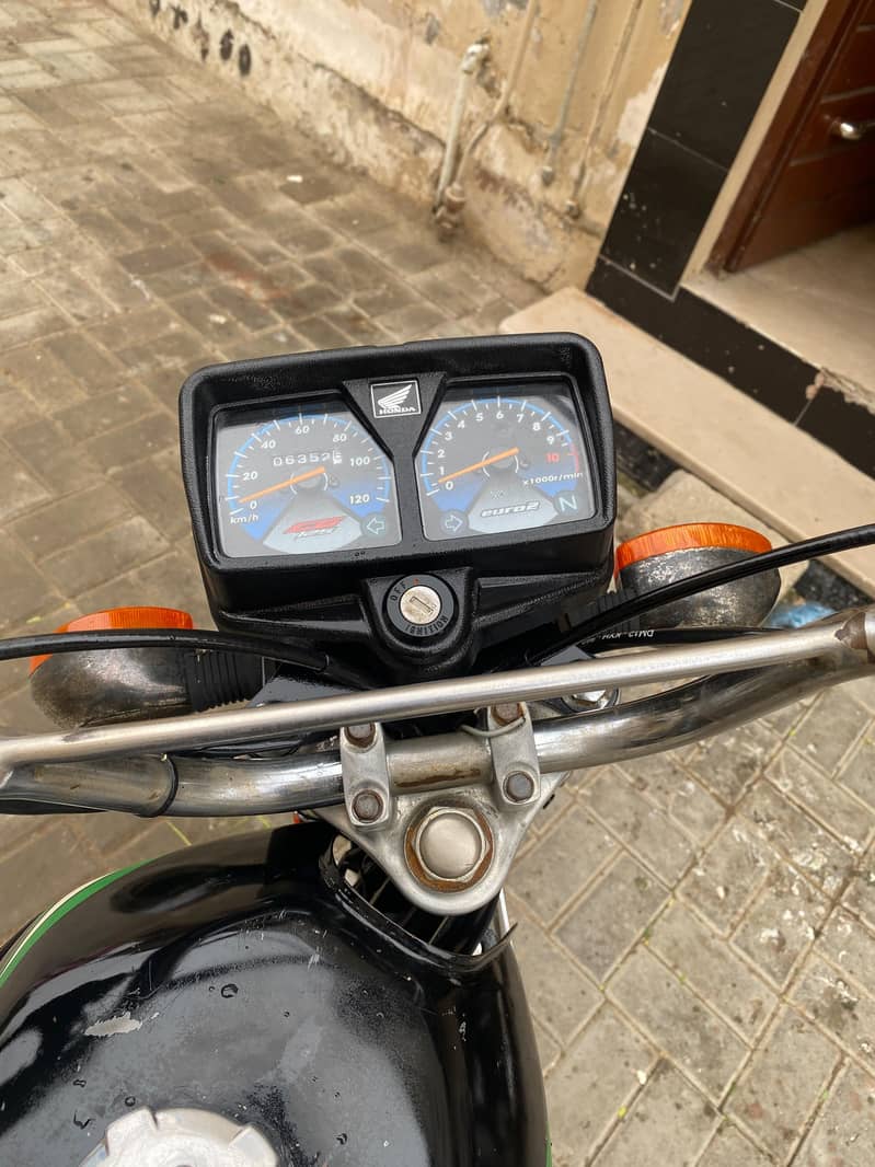 Honda CG125 2016 6