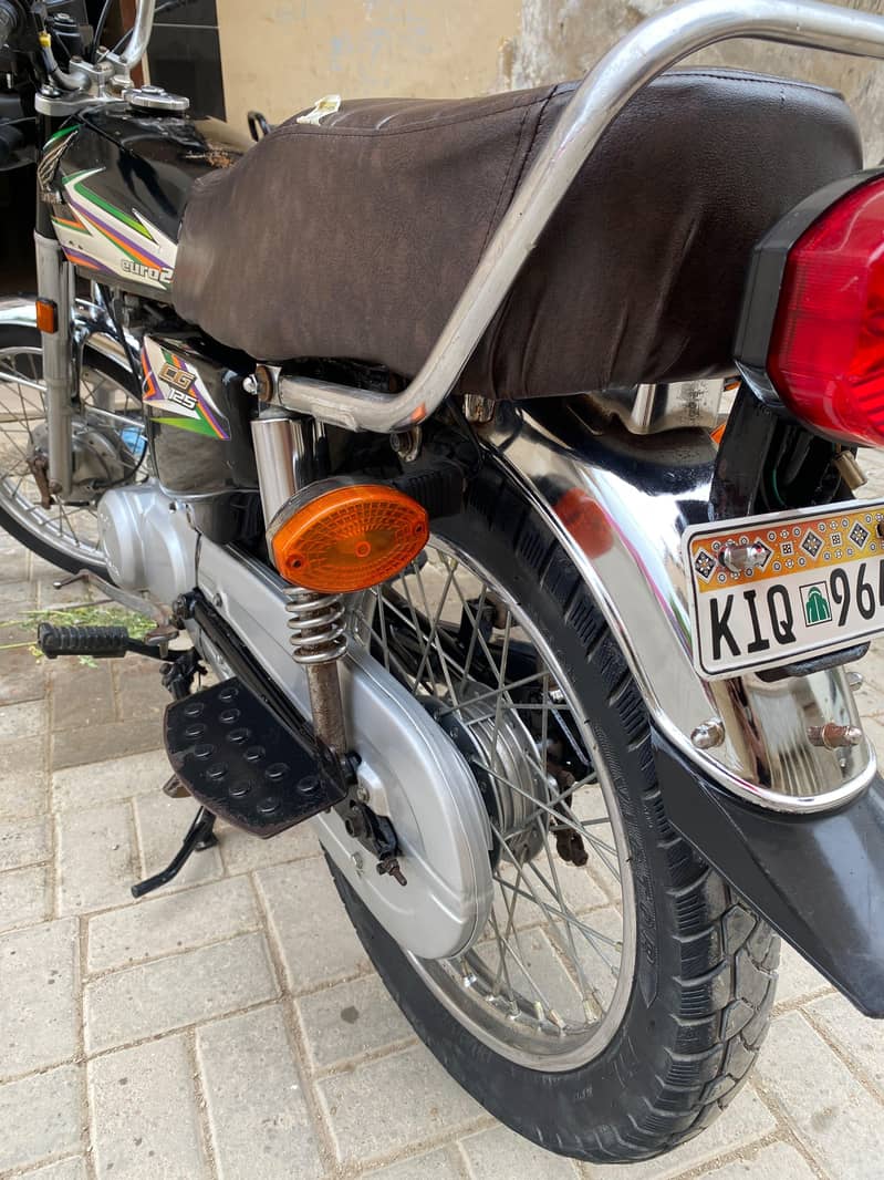 Honda CG125 2016 9