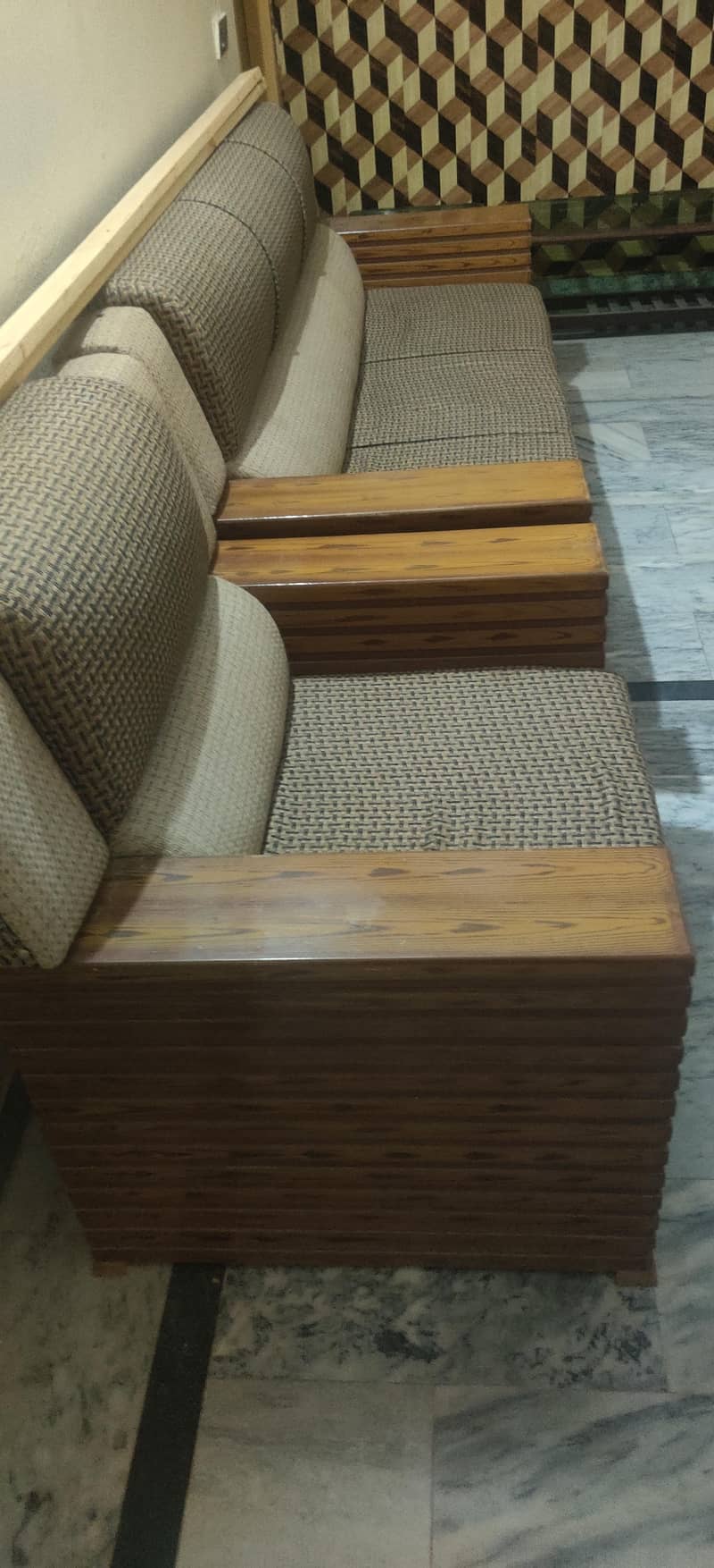 Sofa For sale 4