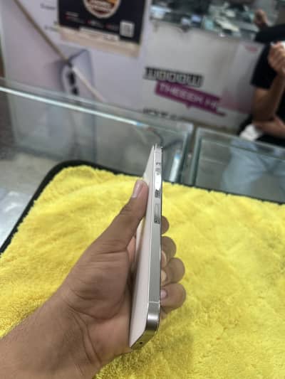 I phone 13 pro max 128 10/10 pta 128gb bt 88