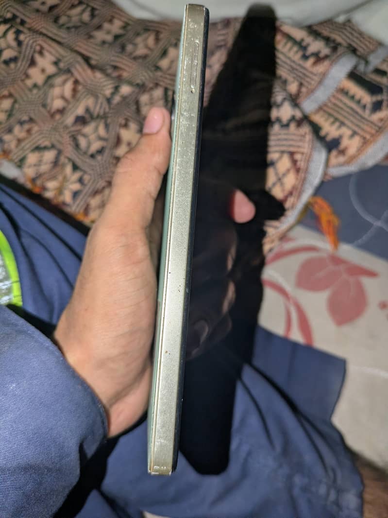 Tecno Spark Go 1