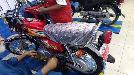 2026 Honda 125 just 300 km driven