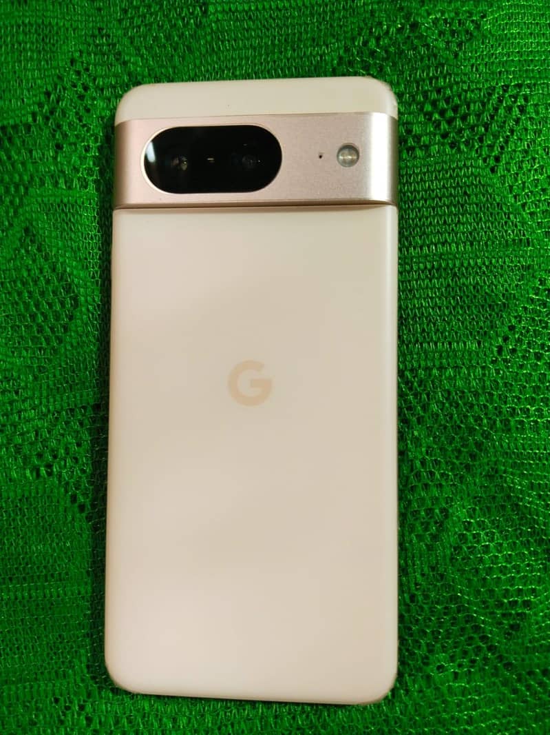 Google Pixel 8 1