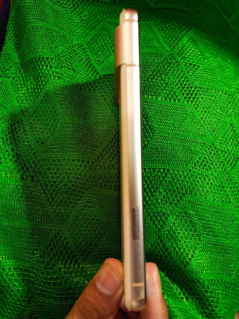 Google Pixel 8 3