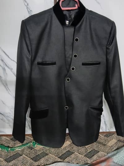 stylish Pant Coat for sale good condition
