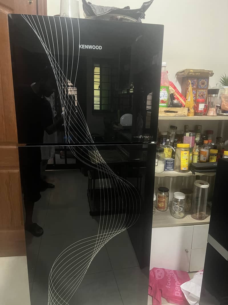 Immaculate condition Fridge and Freezer 8