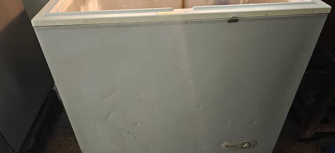 deep freezer Dawlance