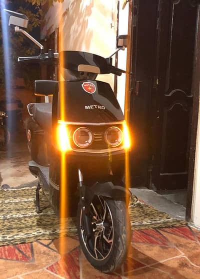 Metro M6 Empower portable Lithium Version like Brand New 10/10 Conditn