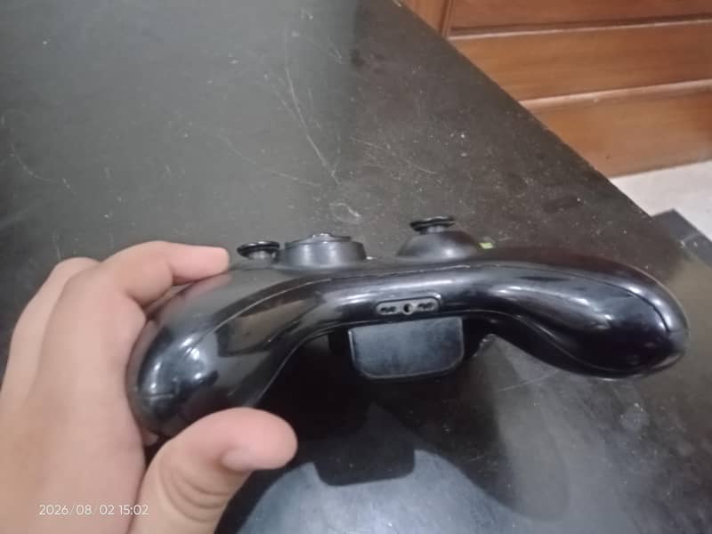 Xbox 360 wireless controller 1