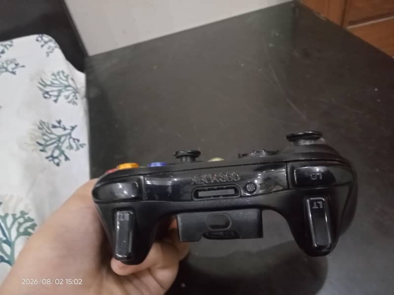 Xbox 360 wireless controller 2