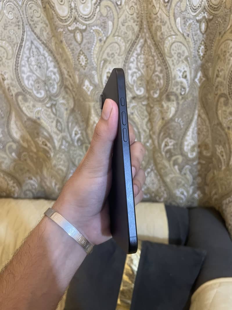 iPhone 16 Plus 256gb jv 2