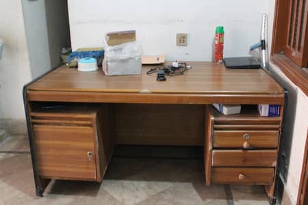 office table for sale at qadir avenue halanaka Hyderabad